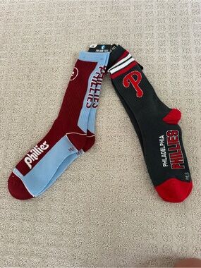NEW Men’s Phillies Socks Size L